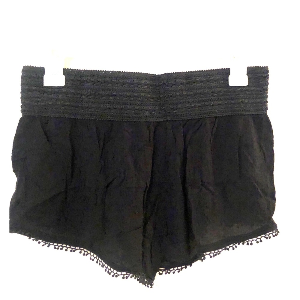 Cute black shorts